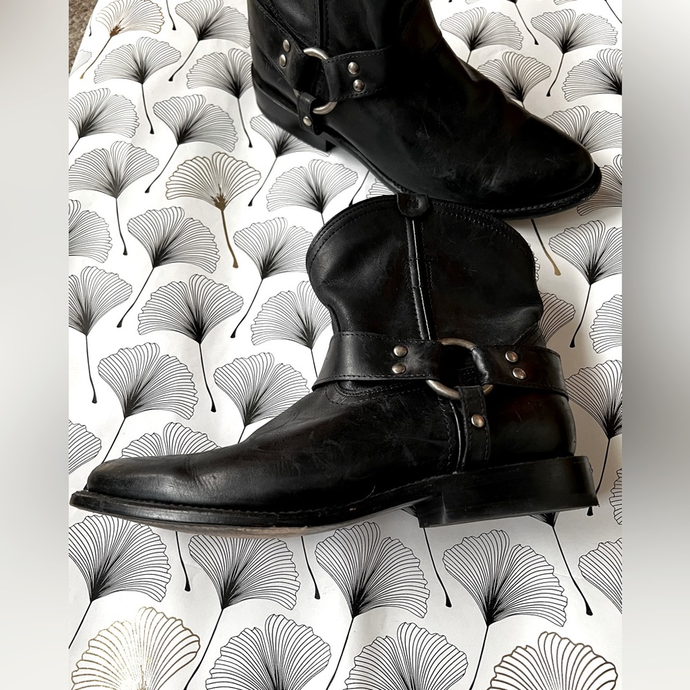 Wyatt Harness Short Frye Boots